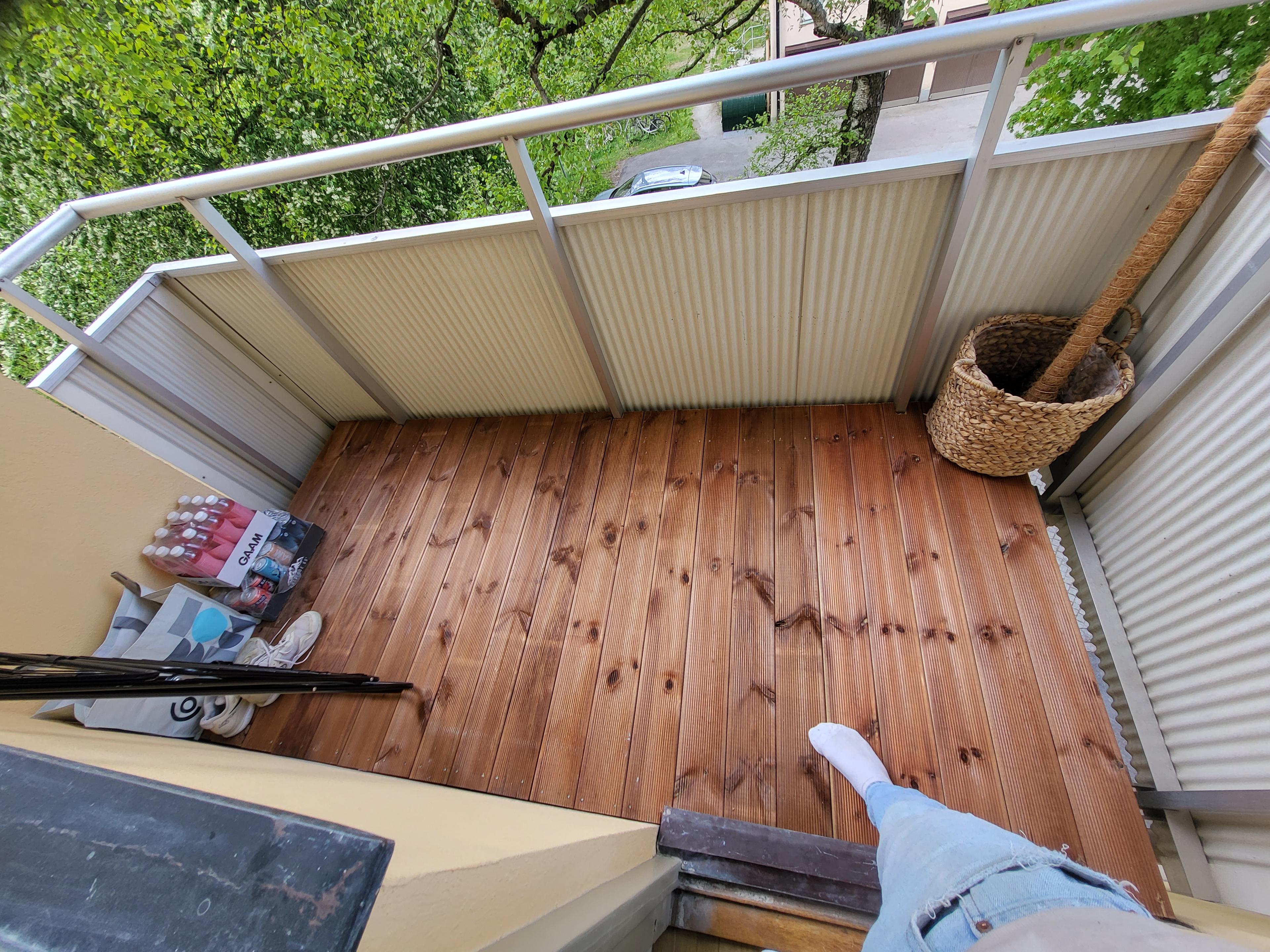 Balkong före renovering